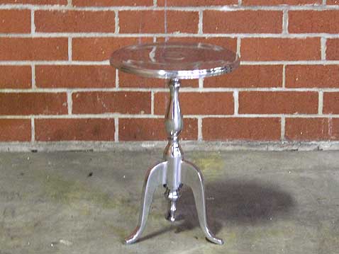 Product: Holly End Table 1