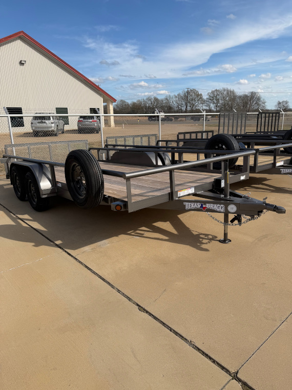 2025 Texas Bragg 16' Utility Trailer 