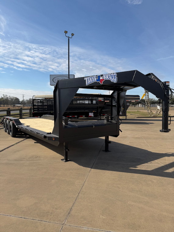 2026 Texas Bragg 28' Equipment Trailer