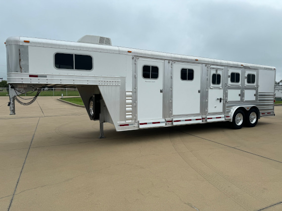 Used Trainer's Trailers